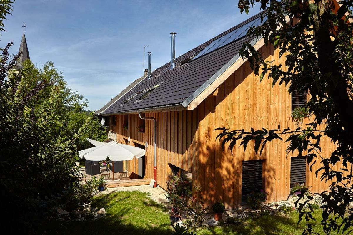 La Maison Des Coeurs Attignat-Oncin Экстерьер фото