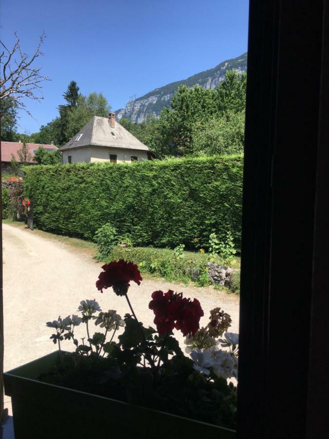 La Maison Des Coeurs Attignat-Oncin Экстерьер фото